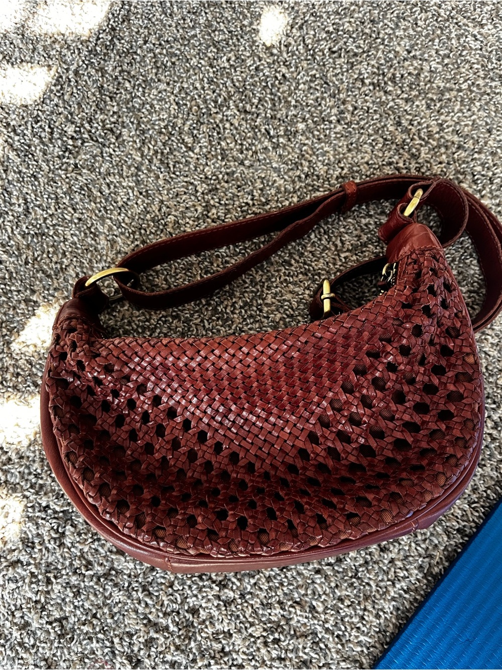 Hobo hazel sling woven crossbody leather bag